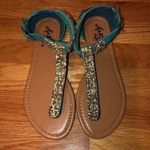 Women’s sandals